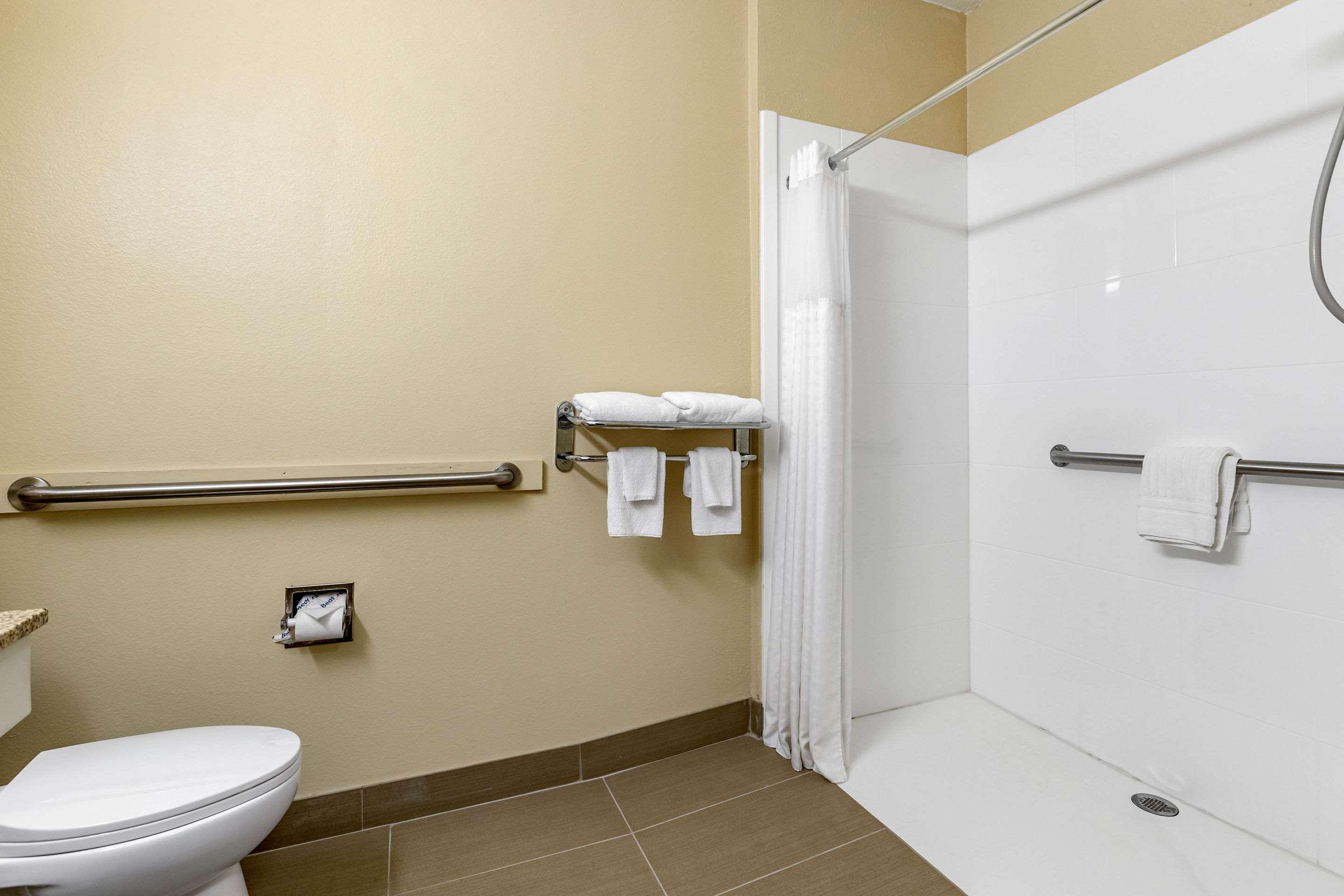 Comfort Near Davenport Estalagem 3*