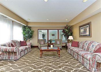 Comfort Near Davenport Walcott